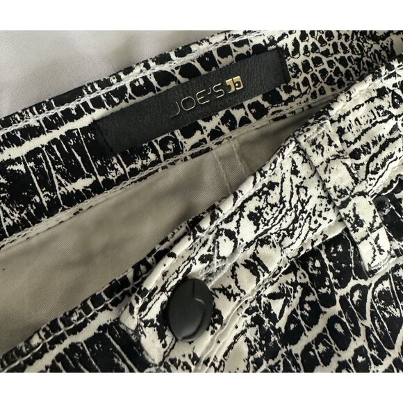 Joe's Jeans Mid-Rise Snakeskin Legging Jeans 30 NWT $189 - Picture 6 of 9